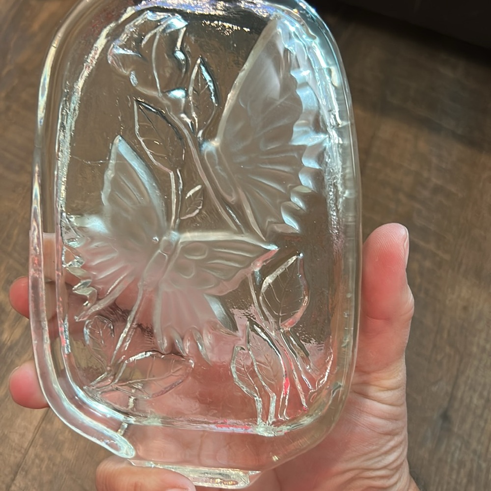 L.E. Smith Crystal‎ Butterfly & Rose Decorative Glass Etched Paperweight - Picture 4 of 8